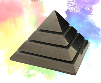 Schungit "SAKKARA" Pyramide 7cm poliert 3-tlg SET "Heilungspyramide" KRAFT DES SCHUNGIT für Strahlen Schutz - Handy - Meditation - Selbstschutz - Schutzschild - Negative Energie abwehren.